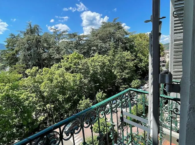 Le Beau Site Grand - Lovely Heritage Cocoon Park Appartement Aix-les-Bains